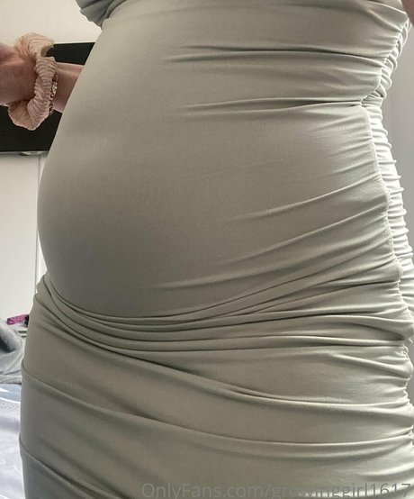 vollbusige rothaarige teen onlyfans schöne nackte bilder