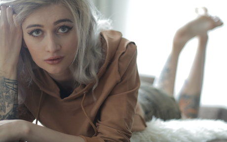 Avrora sg nackte bilder