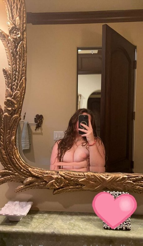 khloekellyxo kostenlose nackten foto