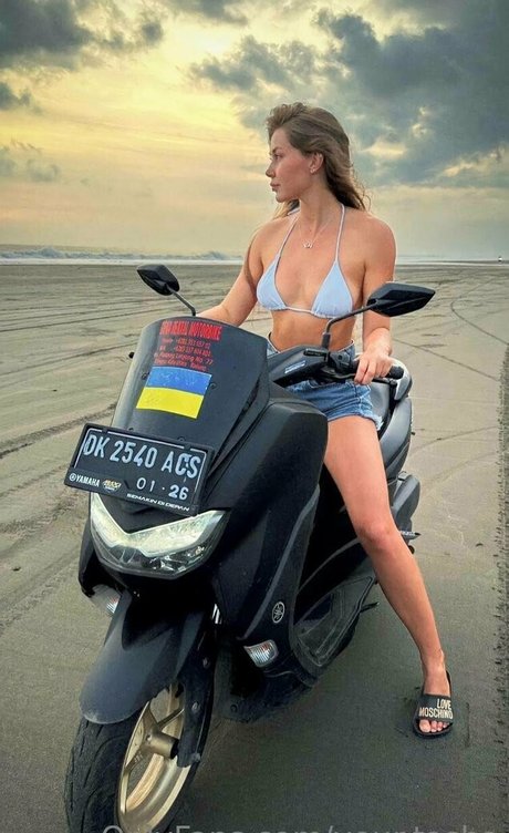 your tasha hd nackte bild