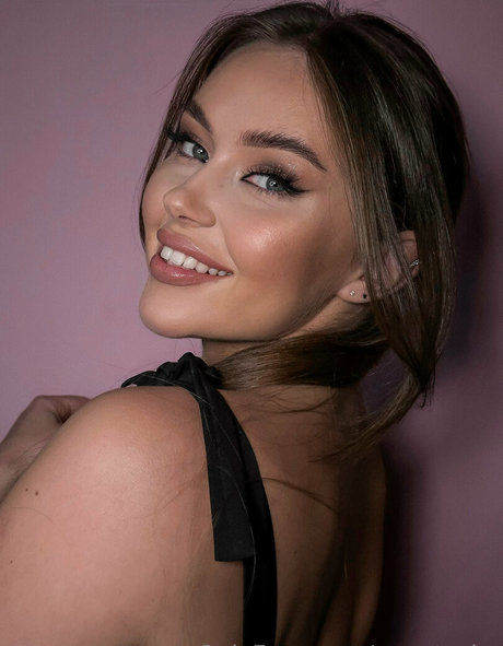 your tasha heiße akt foto