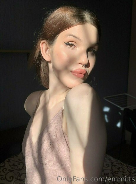 emmii ts nackt pornostar fotos