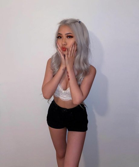 angelaa bxby schauspielerin hübsche bild