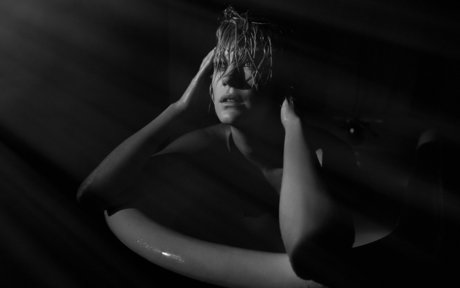 Lauren Lee Smith hd sexy galerien