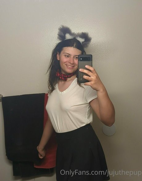 jujuthepup schauspielerin nackte galerie