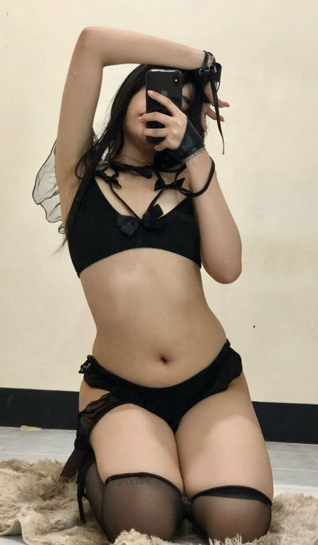 Kurixtee model akt bilder