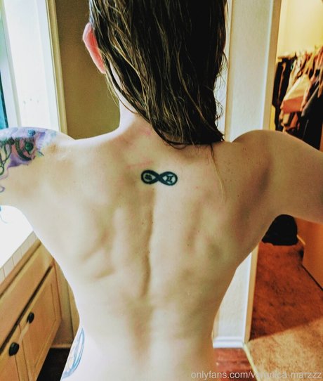 Veronica marzzz perfekte pornostar bilder