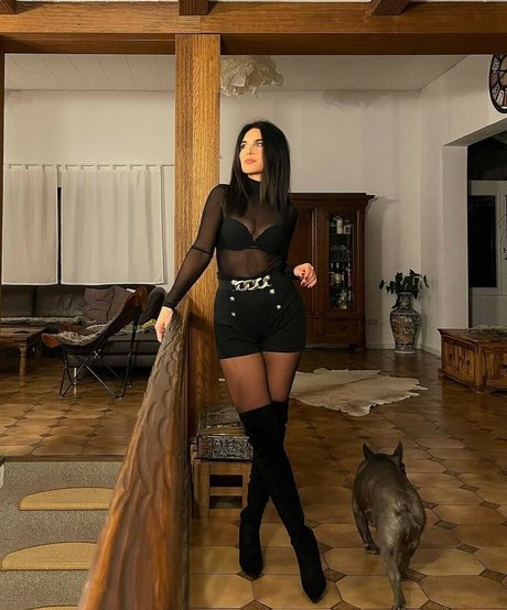 Senada Kostic kostenlose nette galerie