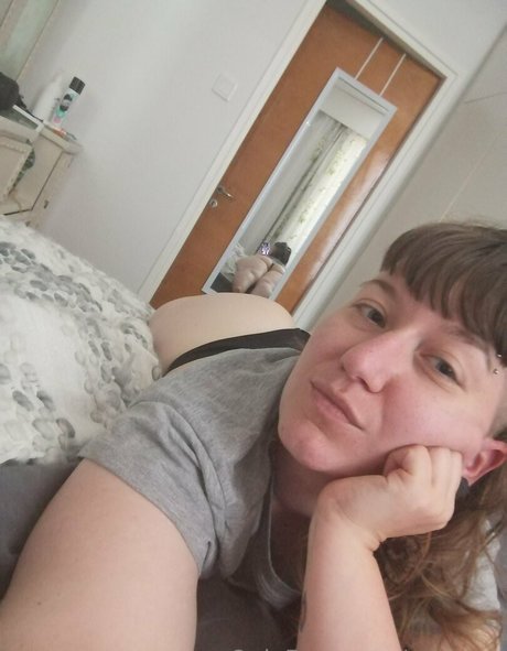 saatane nackt top galerien