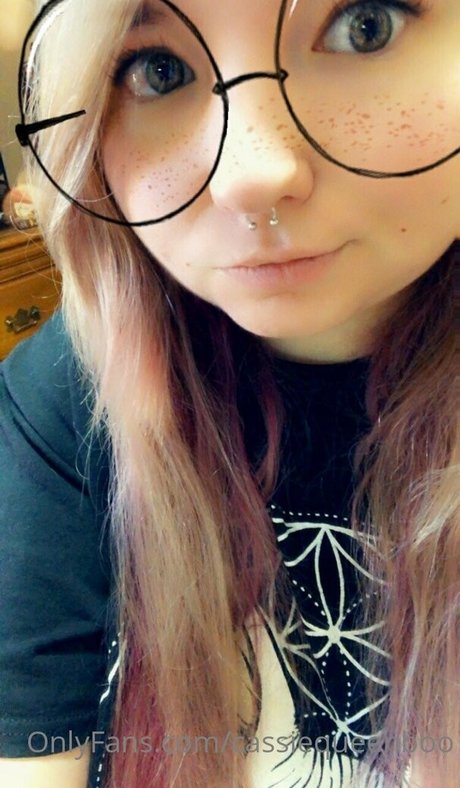 cassiequeenboo porno erotische bilder