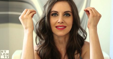 Alison Brie beste nacktheit bild