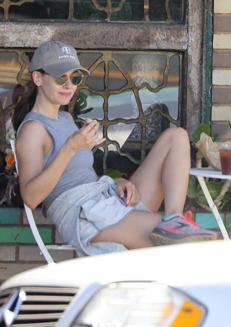 Alison Brie top nacktheit galerien