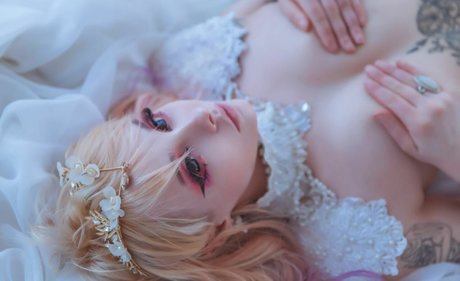 Faith chan perfekte nackt bild