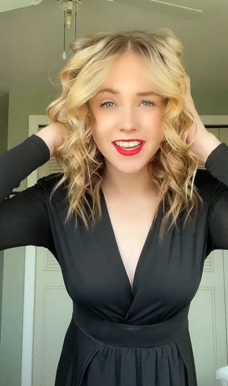 Kira Graceeee pornostar kostenlose foto