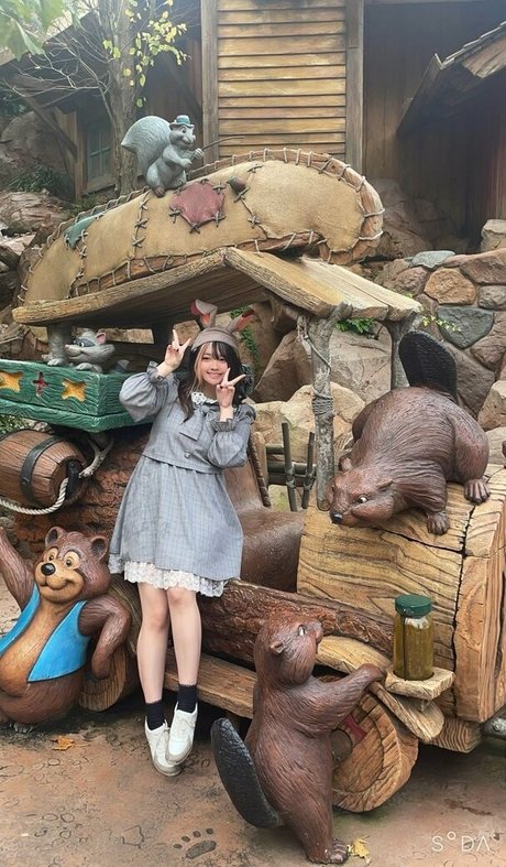 Yui Hiiragi nackt sexy foto