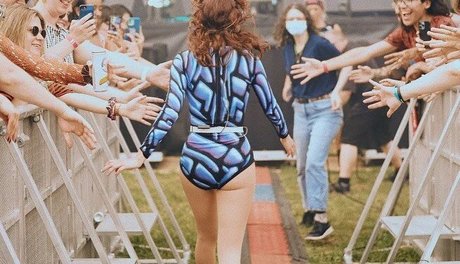 Mica Tenenbaum perfekte exklusive fotos