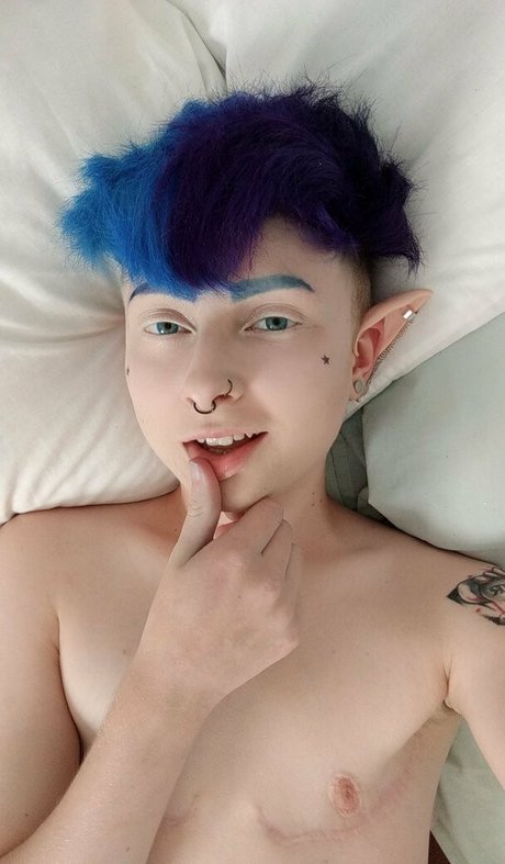 enbyjupiterfree schauspielerin nacktheit galerie