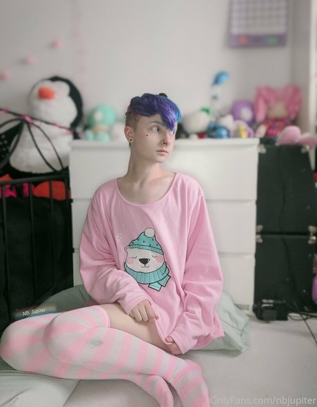 enbyjupiterfree nacktheit erwachsene fotos