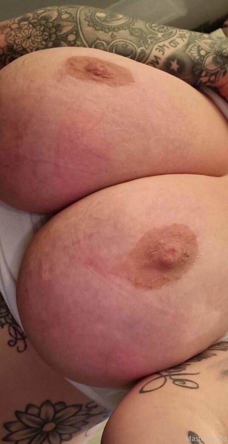 kathmastermanofficial freie erwachsene bild