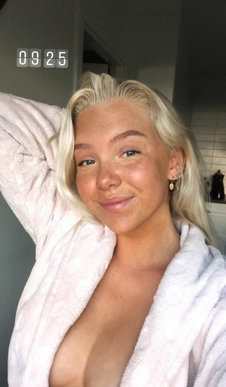 Erikalindgr3n schauspielerin hd fotos