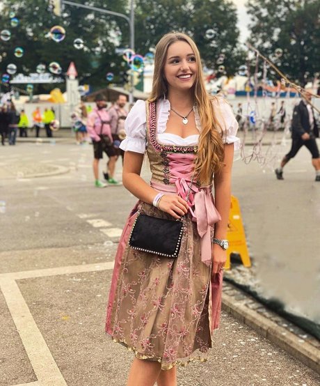 melaniehfl model sexy bilder