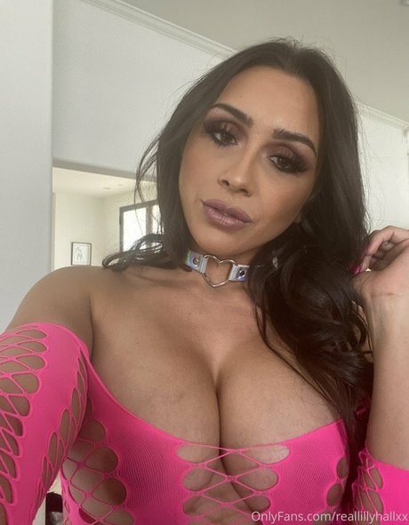 Lilly Hall erotische hd fotos