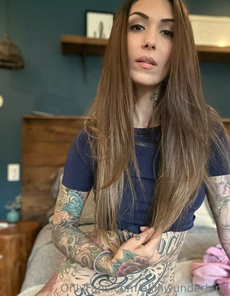 aliinwunderland freie nackte galerie