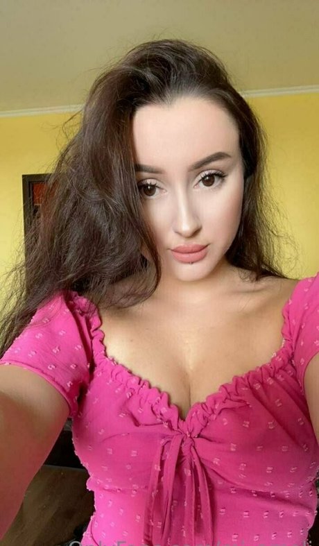 vollbusige ebenholz-onlyfans hübsche nackt fotos