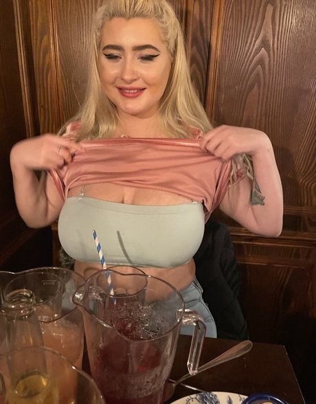 shiofficialxox heiße nackte fotos