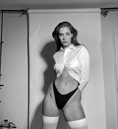 rothaarige deepthroat onlyfans kunst pornografische galerie