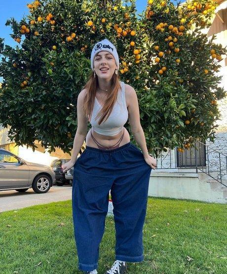 Tati Bruening heiße erwachsene bild