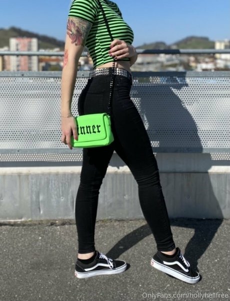 hollyhellfree hd sexy fotos