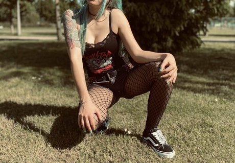 hollyhellfree pornostar heiße bild