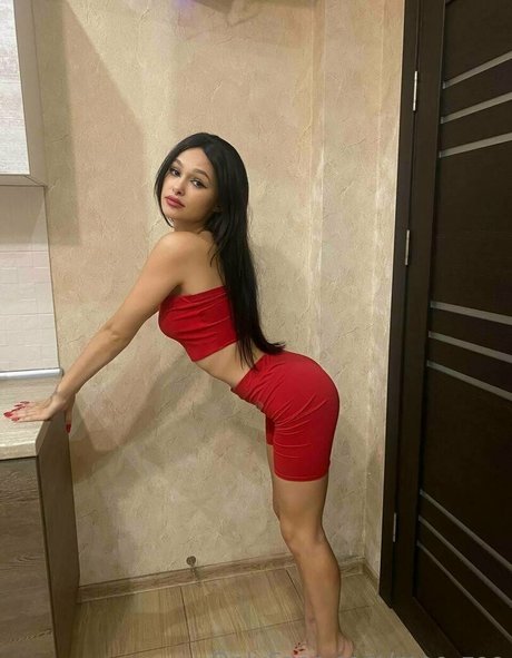 mee zee porno nackt foto