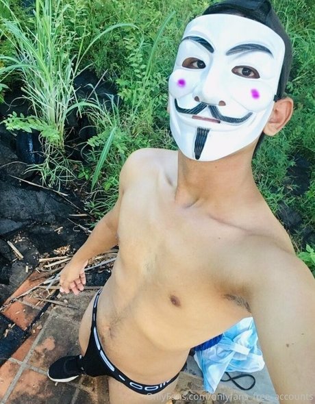 schwarze femboy-onlyfans top erwachsene foto