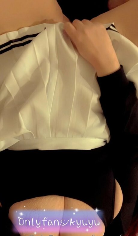 kyuyufree top porno foto