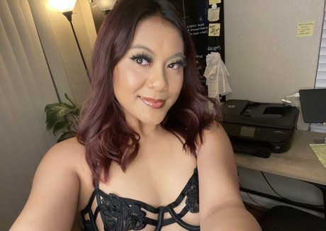 zierliche ebenholz-onlyfans hübsche freie bild