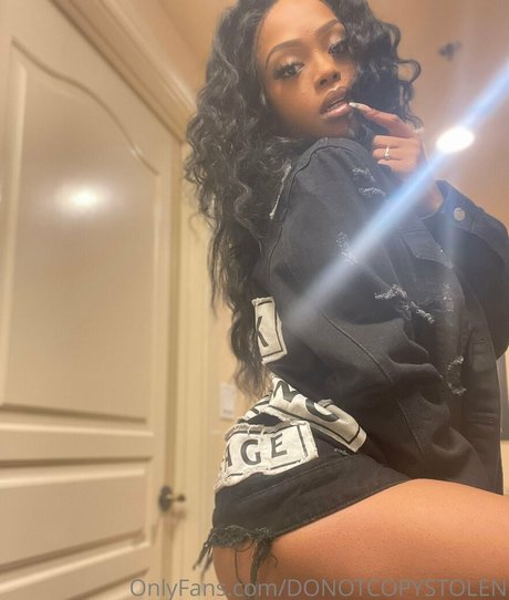 shemale-onlyfans hd nackten archiv