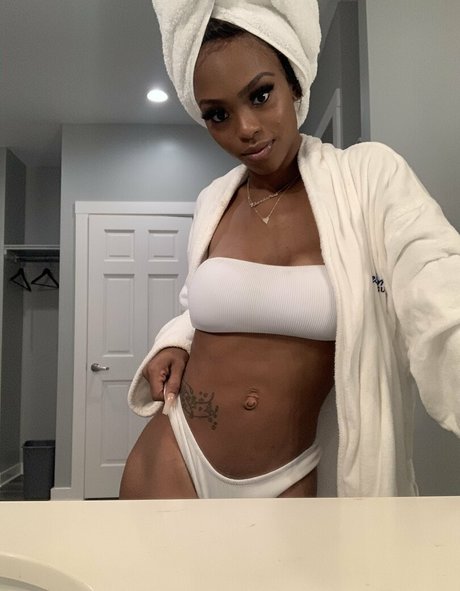 ebenholz-dildo onlyfans perfekte nacktheit fotos