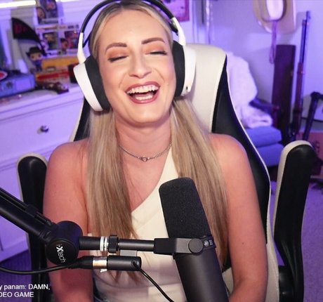 nerdige teen-onlyfans heiße nackt bilder