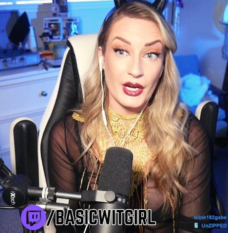 vollbusige ebenholz-onlyfans perfekte nacktheit bild