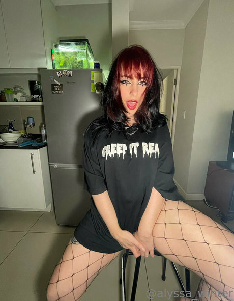 alyssa winter perfekte erotische galerien