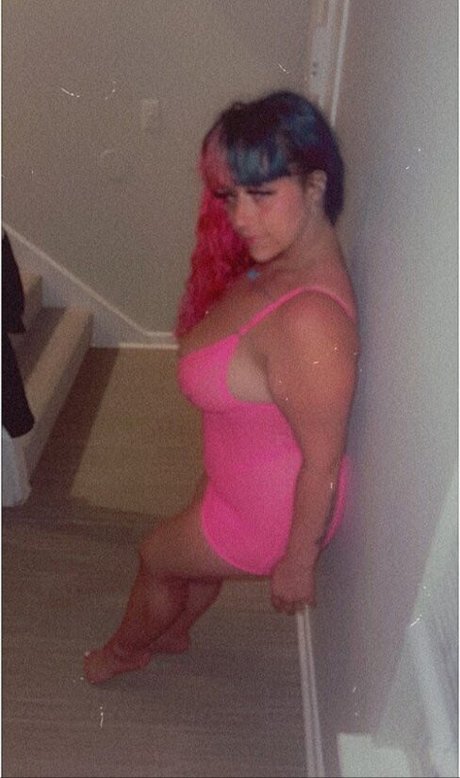 Harlee Queeni hd akt fotos