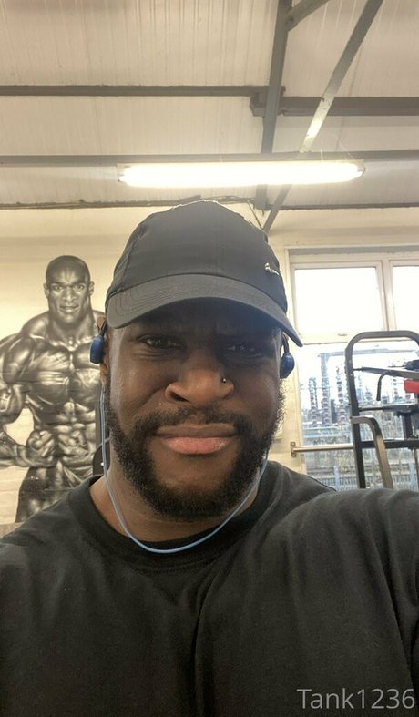 pleasure12368 nackt sex fotos