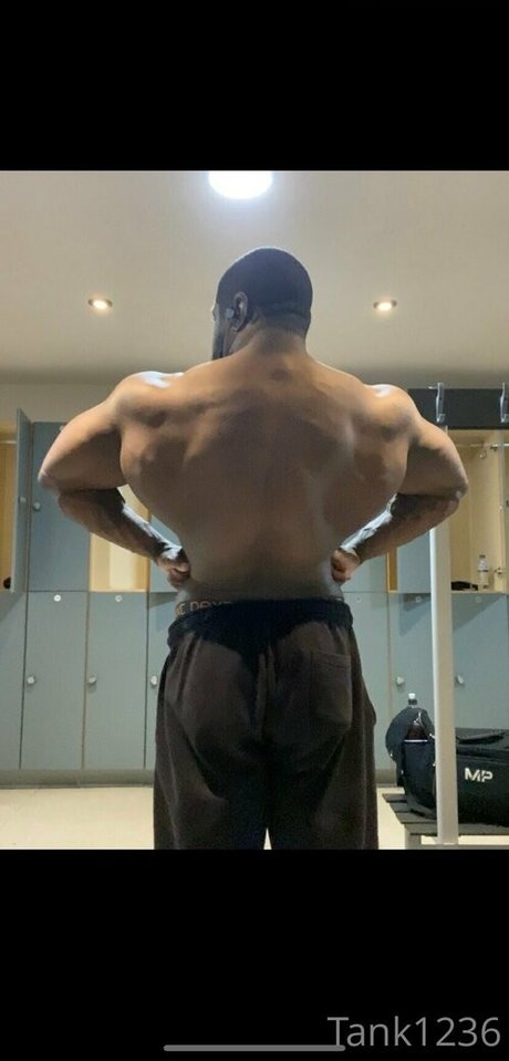 pleasure12368 nackt sexy bild