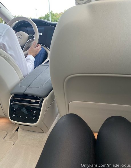 miadelicious sexy nette foto