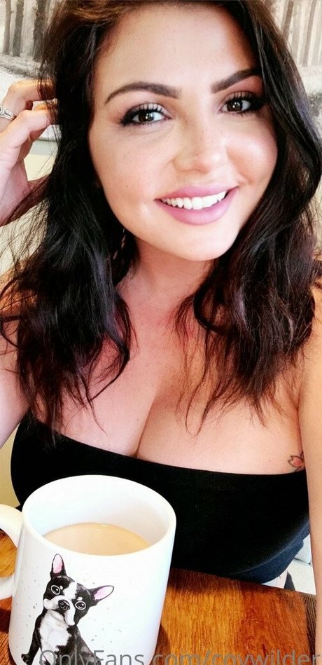 kniebeugenreiten nur fans exklusive pornographische bilder