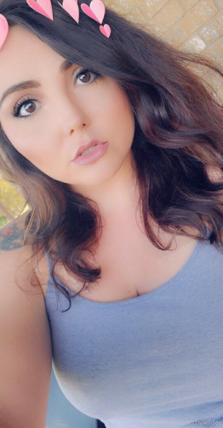 geile asiatische onlyfans nackten bild