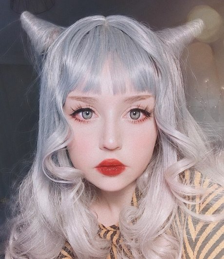 Anzujaamu pornostar perfekte bild