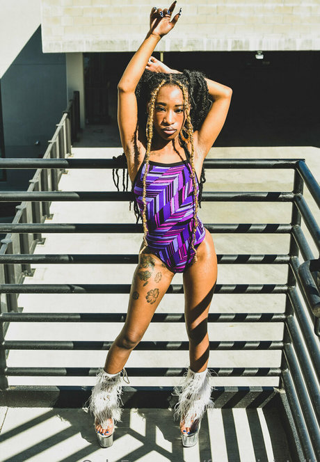 freeministalli schauspielerin heiße galerien